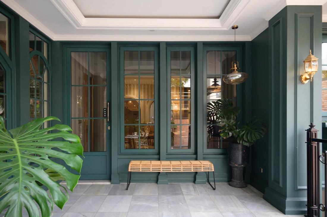 Отель Casa Living Senopati Джакарта Экстерьер фото